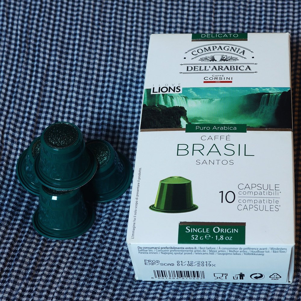 Brasil by Caffé Corsini - green coffee capsules with a white and green box